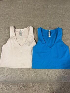 Athleta Ribbed V‑Neck Crop Tank - Bright Blue & Light Pink